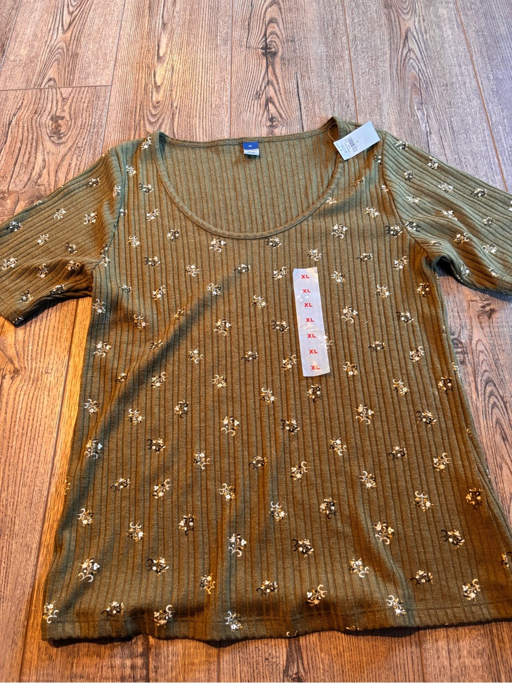 Old Navy Olive Green Embroidered Ribbed Knit Tee
